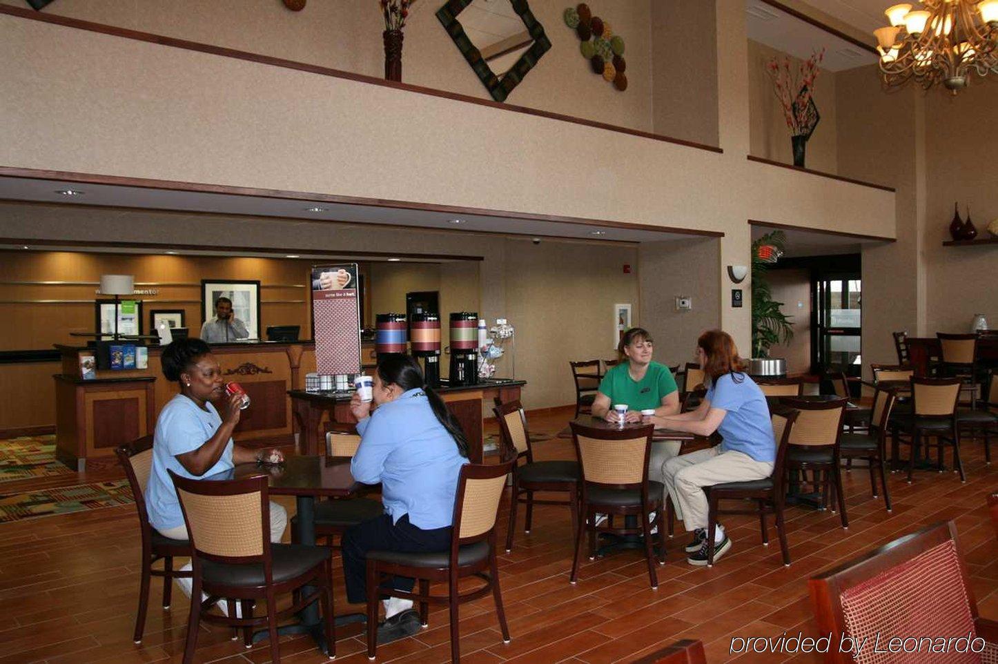 Hampton Inn & Suites Cleveland-מנטור מסעדה תמונה